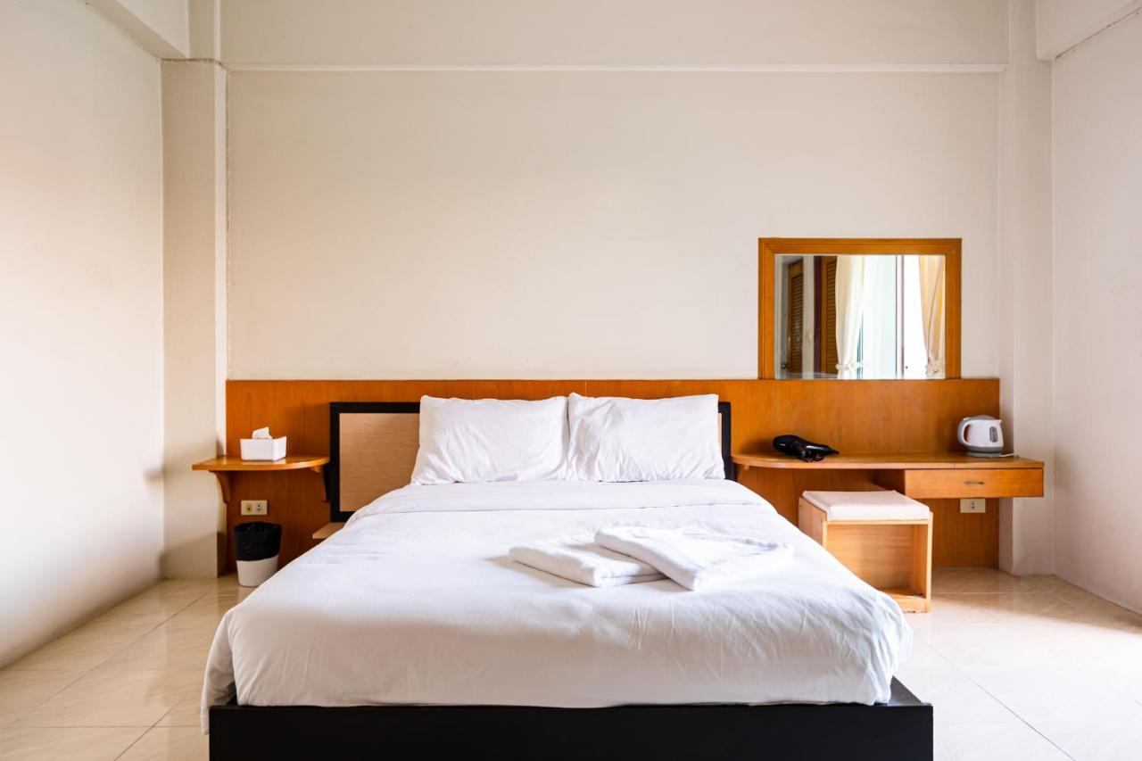 Go Inn V สนามบิน Bangkok Extérieur photo